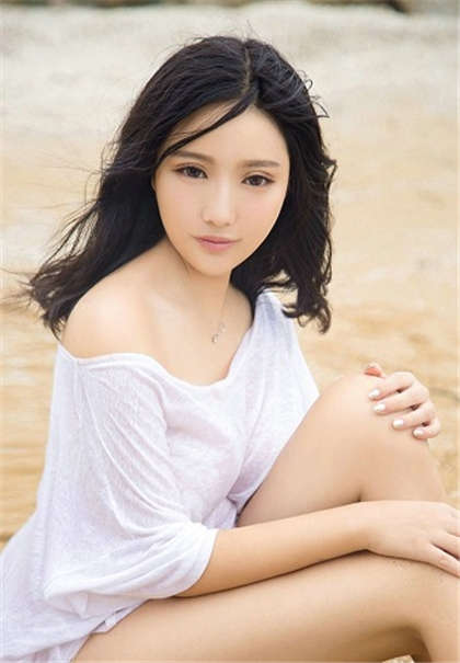 为公室里娇喘-光着身子在他面前走来走去_芳疗氧性