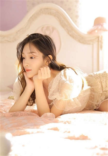 同桌不要在教室里面啊-地铁公交列车黄文_芳疗氧性