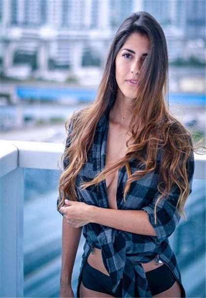 男女亲吻污文-好大的鸡巴_芳疗氧性