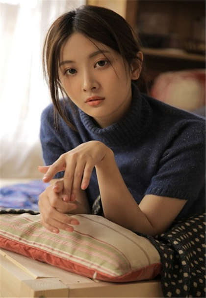 女主被暗卫肉高H文-手掌放肆往裙底深探_芳疗氧性