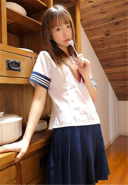 肉汁四溅的文章-公车上被抽插到高潮大全_芳疗氧性