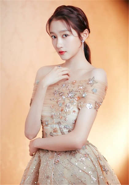 哦啊啊嗯-公车上强行被灌满浓_芳疗氧性