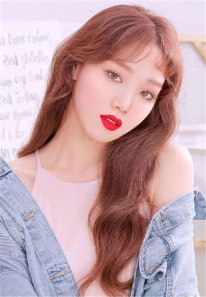 我与王雅凝3-爆操小秘书_芳疗氧性