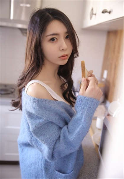 黄文 健身 强大奸人-np文一男n女_芳疗氧性