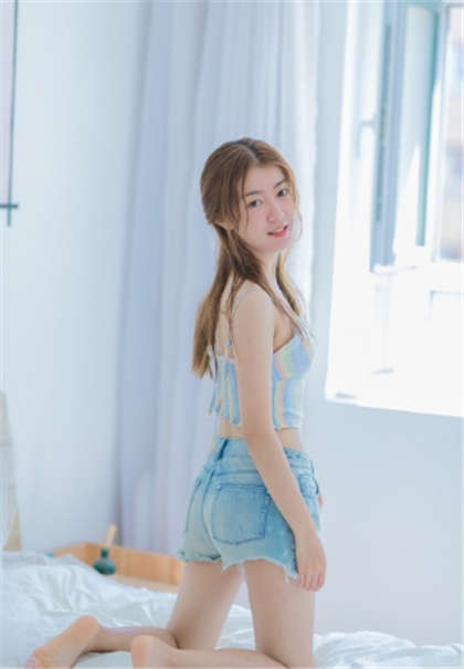 插逼湿吃奶舔摸-爸爸我还要你快点用力痒啊_芳疗氧性