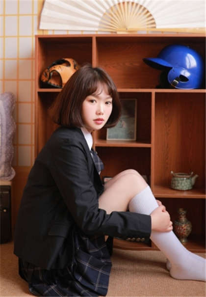 肉肉描写的小说-老师在办公室被吸乳头_芳疗氧性