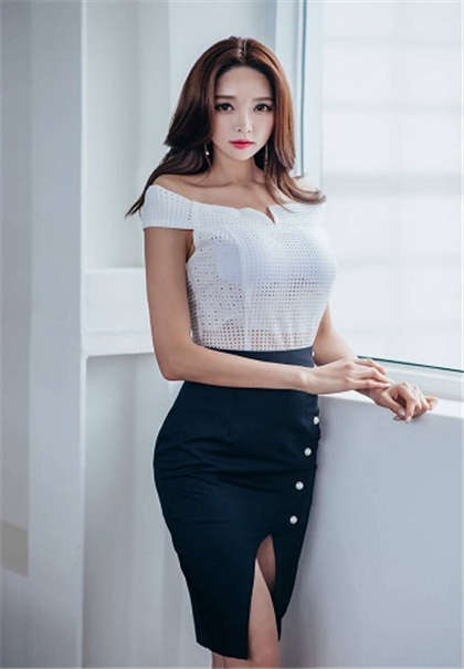 在马背上流水了-同时两个女做_芳疗氧性