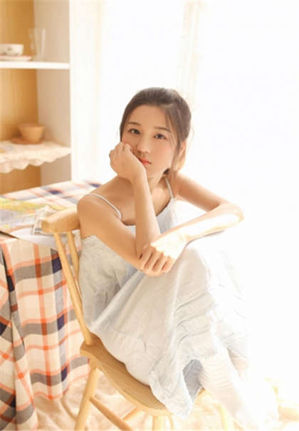 同学的奶子真大-妈妈的乱欲故事_芳疗氧性