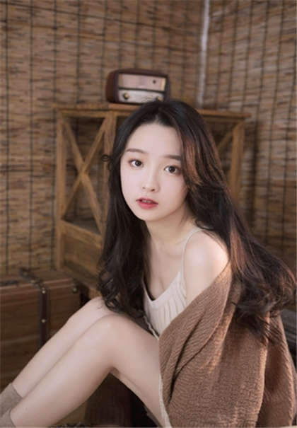 嗯,啊 嗯-我被两个男人玩到早上小说_芳疗氧性