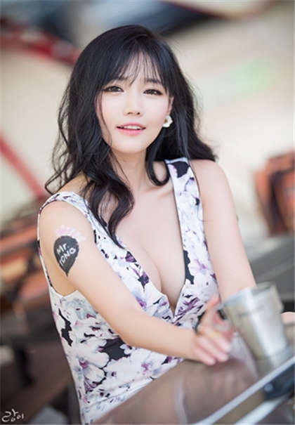 百合肉黄文-4p交换真实系列小说_芳疗氧性