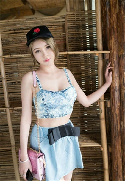 h文高辣小说学校短篇-好大的奶好爽浪蹄子_芳疗氧性