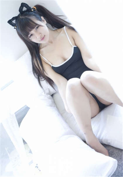 小黄文肉越多越好-白嫩的艳妇粗大挺进真紧_芳疗氧性