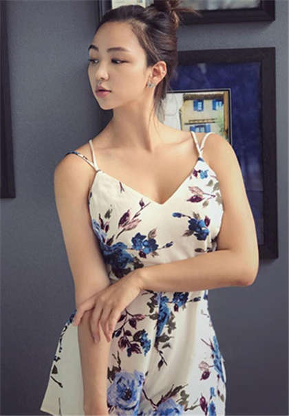 啊再深一点女生娇喘-两根紫色巨硕噗嗤噗嗤_芳疗氧性