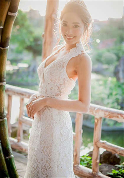 宠文肉肉推荐-和我疯狂爱爱的按摩师_芳疗氧性