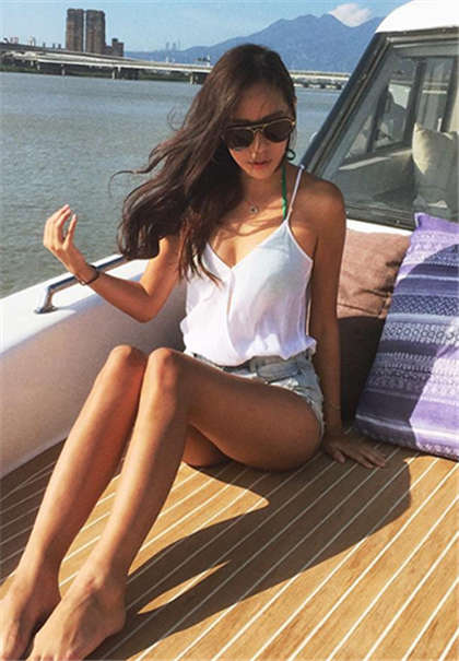 宠文肉肉推荐-和我疯狂爱爱的按摩师_芳疗氧性