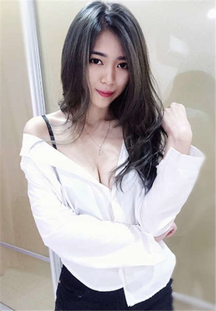 荡妇杨玉婷-漂亮人妇交换系列小说_芳疗氧性