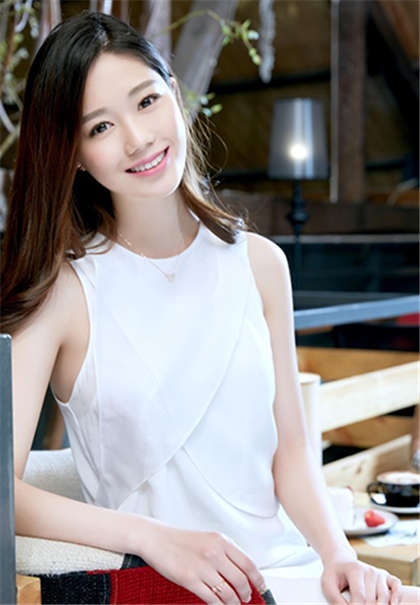 贵妇俱乐部-嗯啊太深了好涨好烫_芳疗氧性