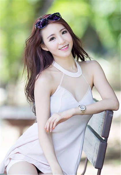 教室里被舔下面-大力揉搓_芳疗氧性