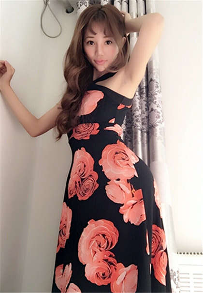 男主管女主管的很严的小说-乡下玉米地妇女奶水多_芳疗氧性