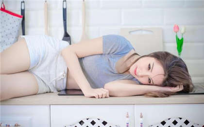 宝贝~好湿-试衣间里的秘密_芳疗氧性