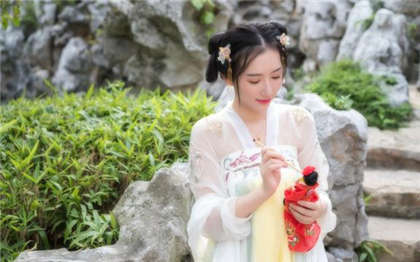 有点污色小说-嗯啊老板好大用力哦_芳疗氧性