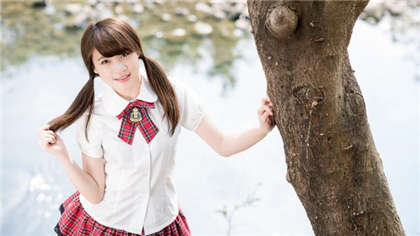 在教室内被同学强小说-一人吸我一个的奶_芳疗氧性