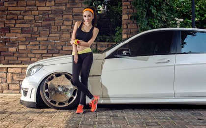 h文 嗯啊-恋足踩踏_芳疗氧性