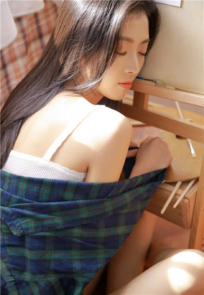 啊哦嗯嗯好大-子宫不停的被轮流灌满_芳疗氧性