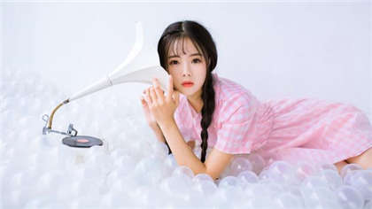 污污的小文章两个男生-嗯啊学妹好湿快用力_芳疗氧性