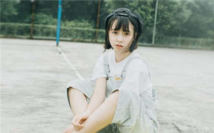 超级污小说免费-教练在车上把我操了粗暴强奷_芳疗氧性