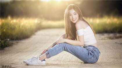 乡村肥妇周华兰-一段能让我湿的文章_芳疗氧性