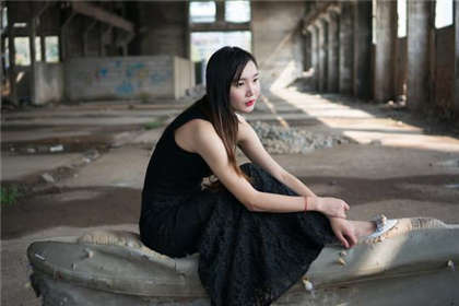 性描写细腻小说片段-小莹失身_芳疗氧性