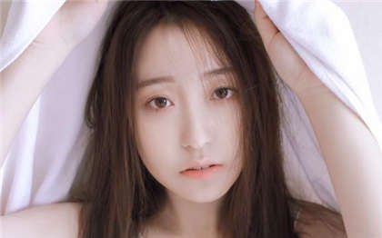 教室里吸-多男一女挺进冲刺_芳疗氧性