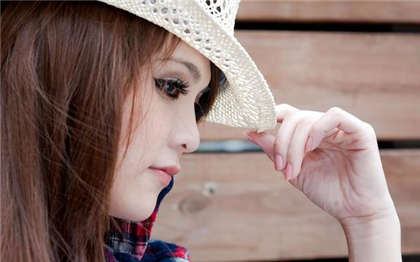 嗯 用力 好舒服 嗯 啊-大鸡巴儿子啊啊快插我顶到子宫了_芳疗氧性