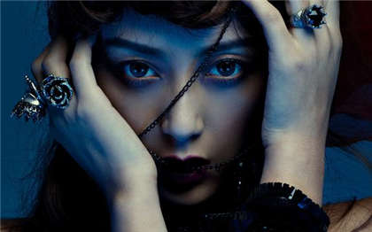 污到你下面流水的小黄文乱伦-能让我下面流水的黄文我每天都看_芳疗氧性