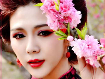 局长吃我奶头舒服的很-一女np宠文h多_芳疗氧性