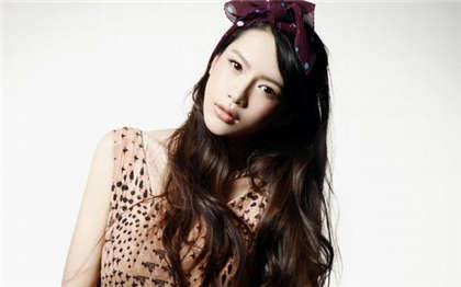 啊不啊太满了太涨-用她胸来揉他胸_芳疗氧性