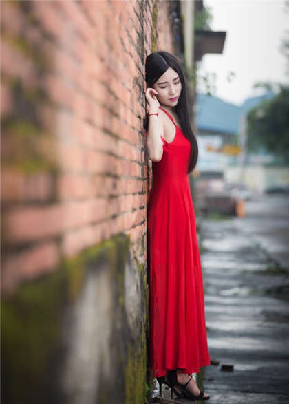 小黄文片段,-每天上班坐地铁都被顶一路_芳疗氧性