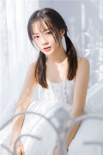 超污小黄说-两半湿漉漉校花_芳疗氧性