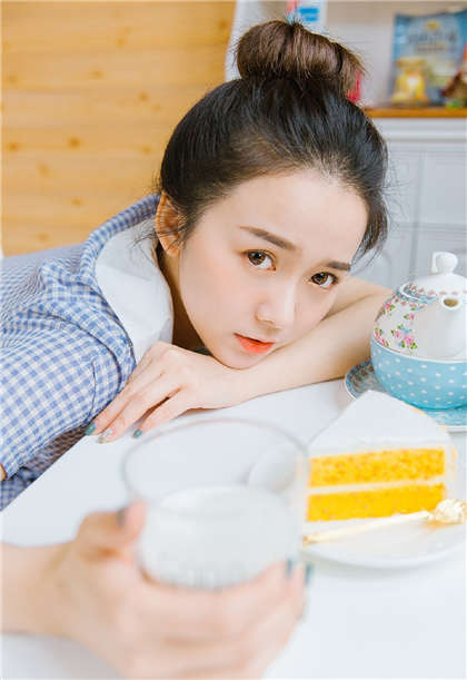 别墅里的乱交派对-嗯太深了顶到肚子了_芳疗氧性