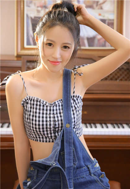 在教室里和同桌-开车污黄文_芳疗氧性