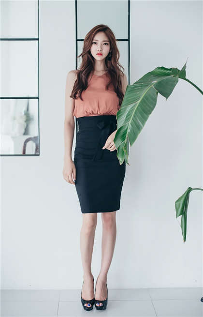 女主被下药 高H-蓝天航空公司的空姐_芳疗氧性