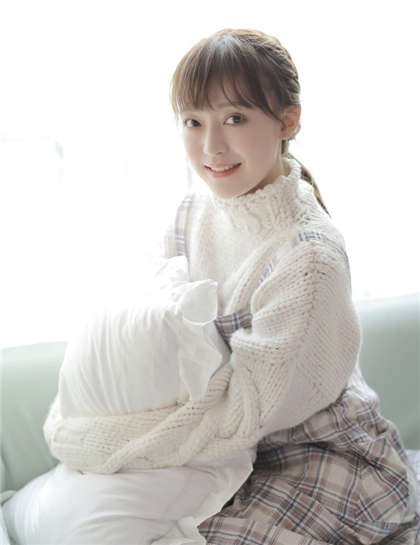 无风险骚货污小说-老公舔舐我的肉核_芳疗氧性