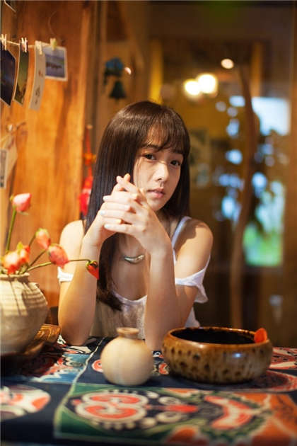 有个男人在舔我下面-厨房里偷上朋友妻_芳疗氧性