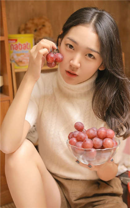 黄文 污 嗯-被两个男人舔奶口述_芳疗氧性