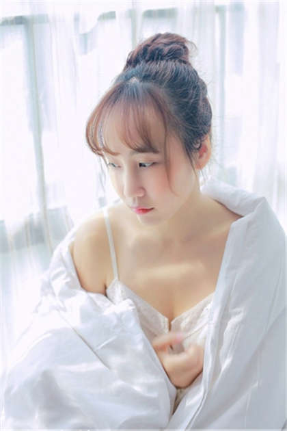 又黄肉多又好看的小说 小说-一女二男南宫_芳疗氧性