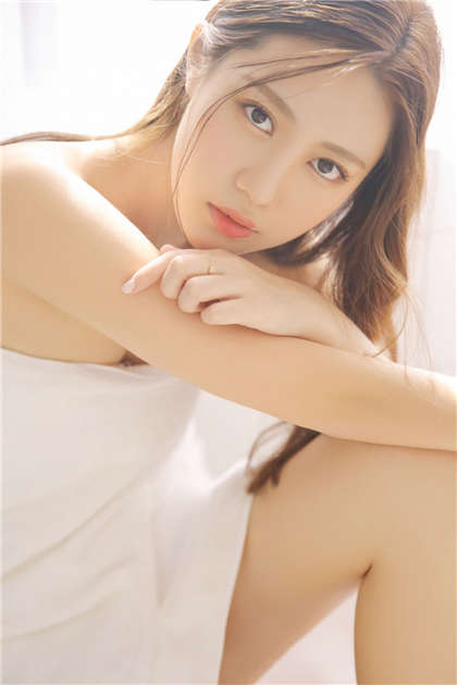 啊哦嗯嗯好大-子宫不停的被轮流灌满_芳疗氧性