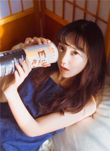 男老师女学生肉肉小说-跪在胯间用嘴伺候_芳疗氧性