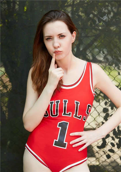 女孩被操黄文-能下面湿的文字_芳疗氧性