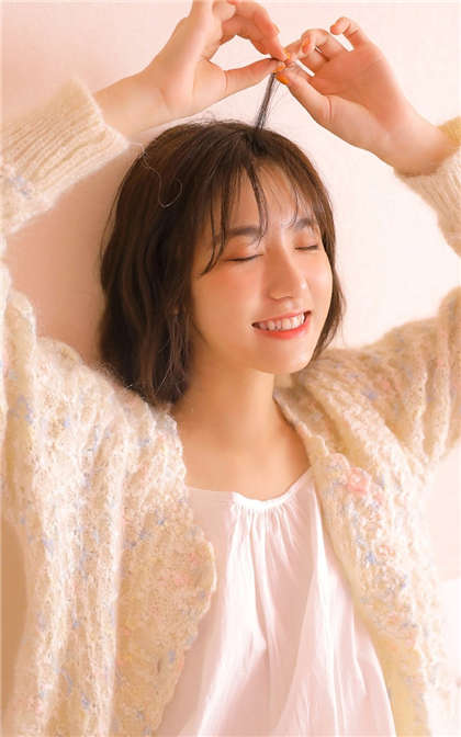 《大学生活》-乡村肥白的大腚_芳疗氧性